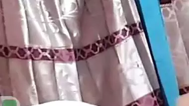 Bhabhi opens blouse and sits naked for fingering