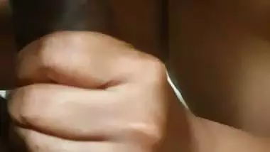 Wild girl enjoys pussy licking in desi mms porn