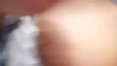 Chubby wife fingering pussy with viral video call chat