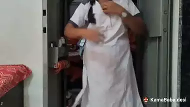 Desi xxx MMS of a guy fucking his college-going stepsister