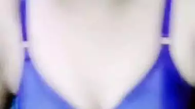 Bengali girl pink pussy fingering on video call