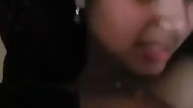 Kiss and fondling Indian MMS