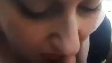 Hijabi lady’s deep Pakistani blowjob to a stranger