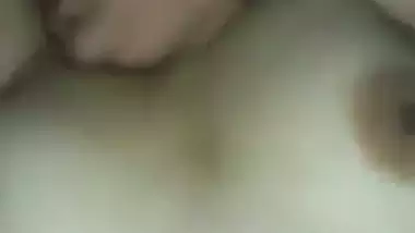 Silent chudai of naked wife at midnight